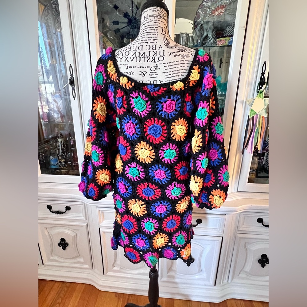 FARM Rio Colorful Crochet Flowers Sweater Mini Dress M - Picture 16 of 16